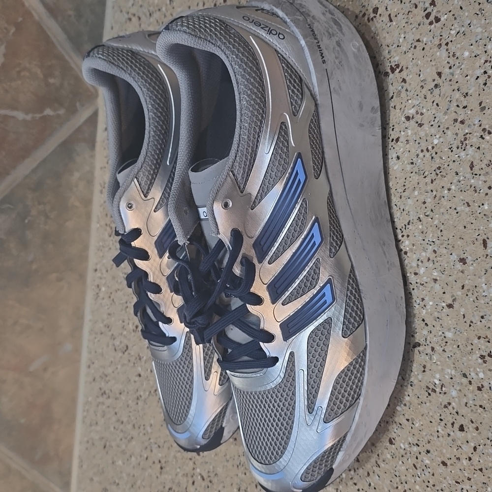 Adidas ADIZERO ARUKU Mens Sneakers